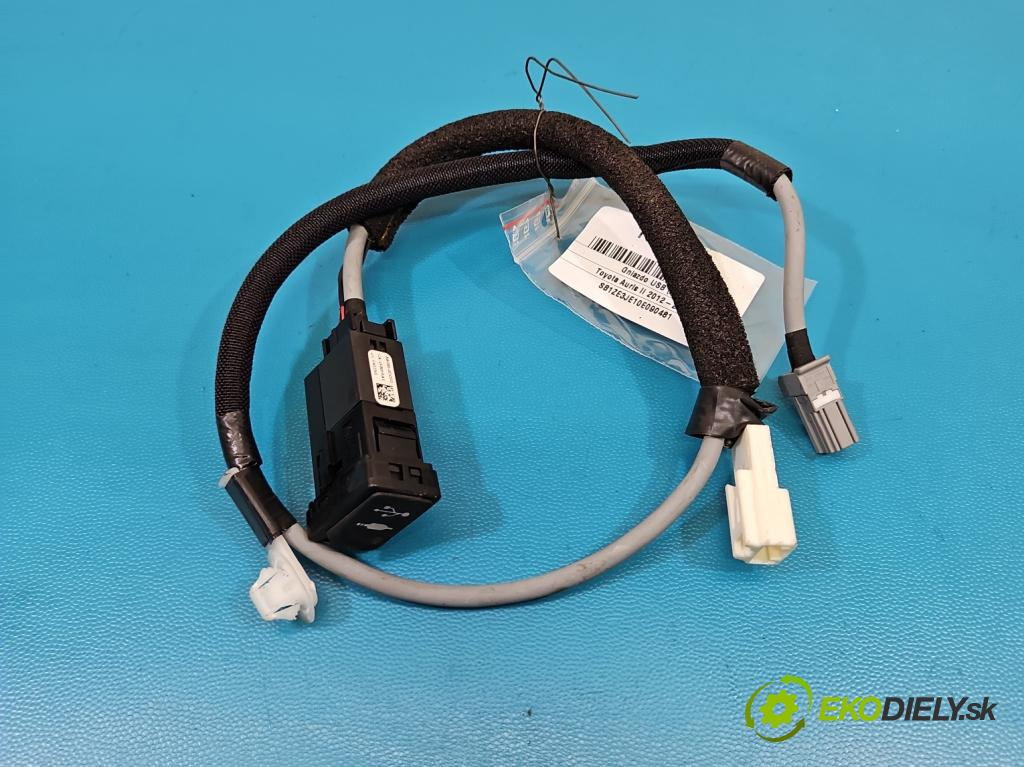 Toyota Auris II 2012-2018 1.6 16V 132 HP manual 97 kW 1598 cm3 5- zásuvka USB 86190-0D030