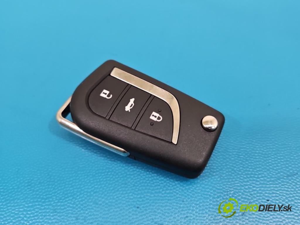 Toyota Auris II 2012-2018 1.6 16V 132  HP manual 97 kW 1598 cm3 5- dialkové klíč: 