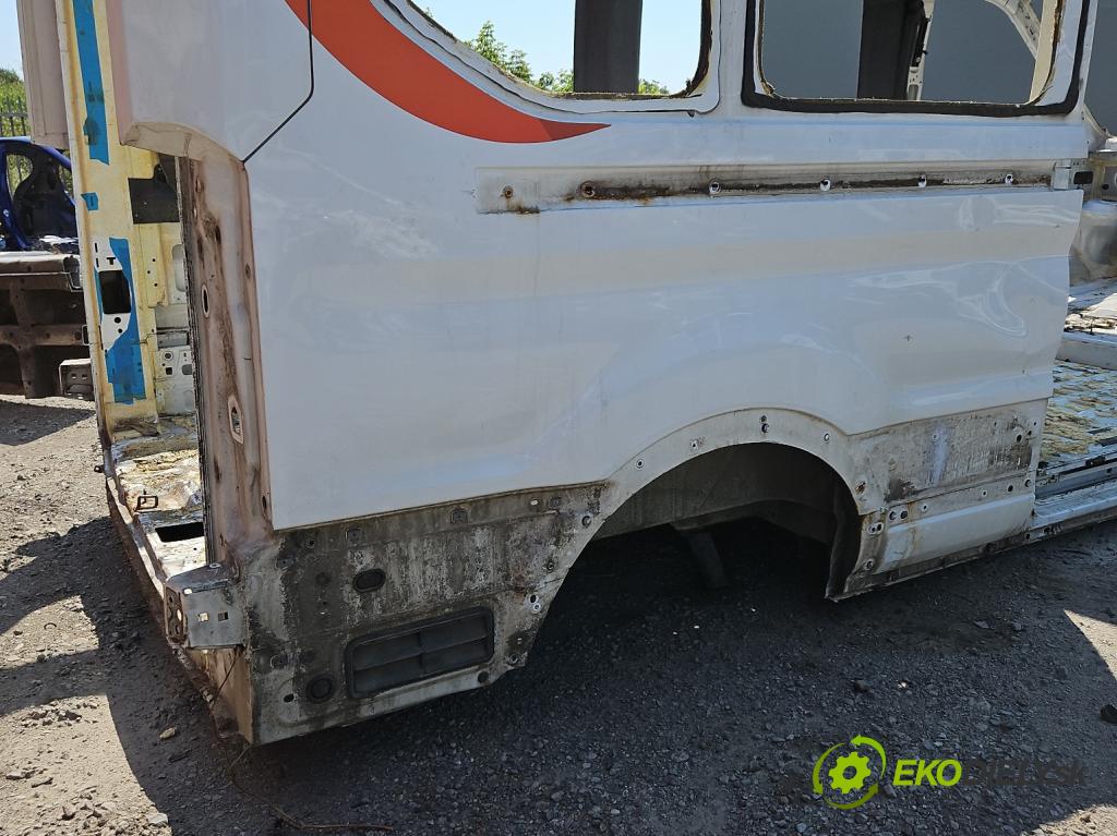 Ford Transit Mk8 2013-2017 2.2 tdci 125 hp manual 92 kW 2198 cm3 5- blatnik zadní pravý