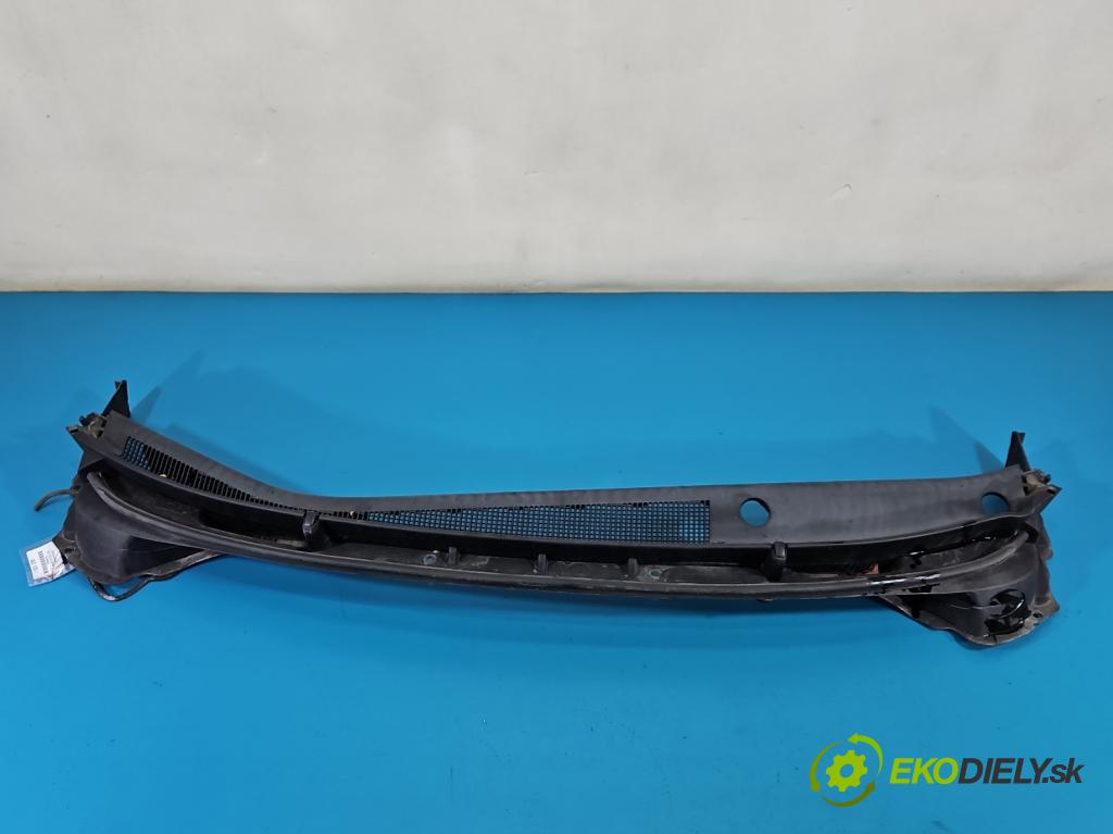 Hyundai I30 II 2012-2016 1.4 16V G4FA 99 hp manual 73 kW 1396 cm3 5- torpédo 86154-A6100 (Plast pod čelním sklem)