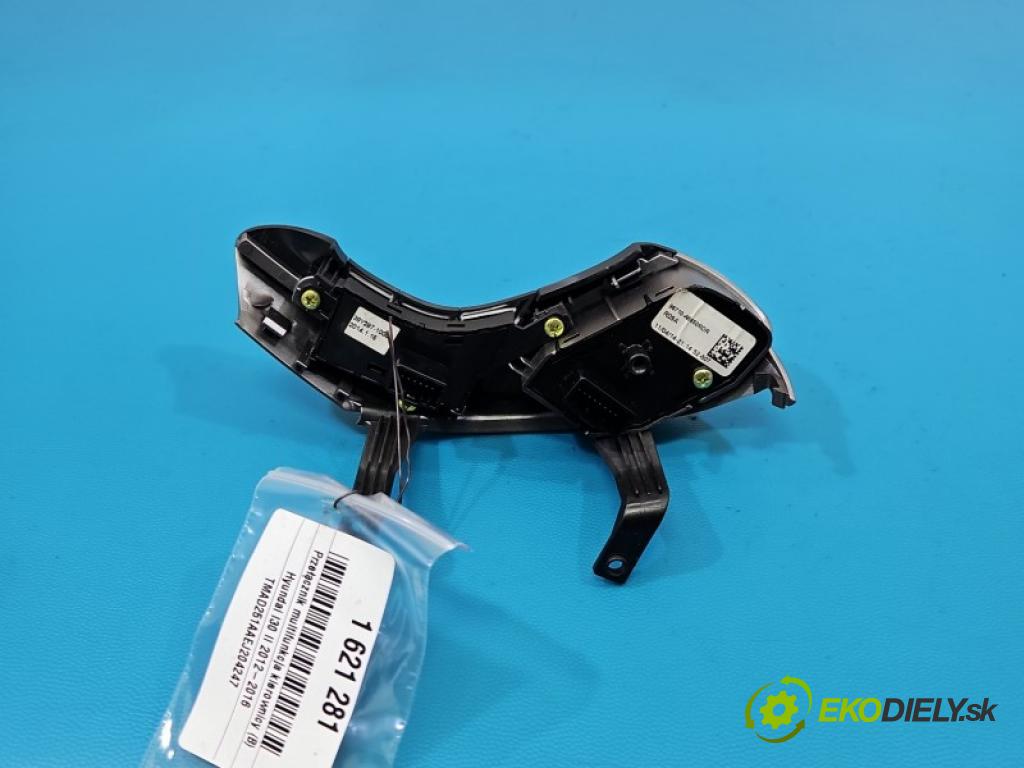Hyundai I30 II 2012-2016 1.4 16V G4FA 99 hp manual 73 kW 1396 cm3 5- Přepínač multifunkční: řízení: 96710-A6650 (Páčky pod volantem)