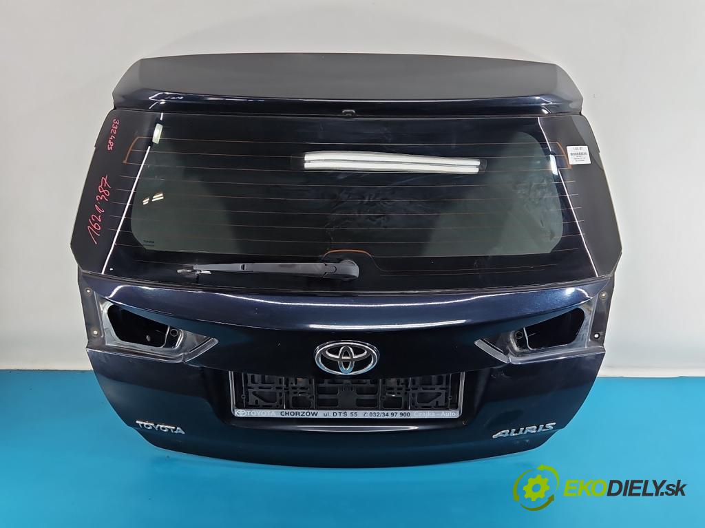 Toyota Auris II 2012-2018 1.6 16V 132  HP manual 97 kW 1598 cm3 5- zadna kufor  (Kapota zadná (kufor))