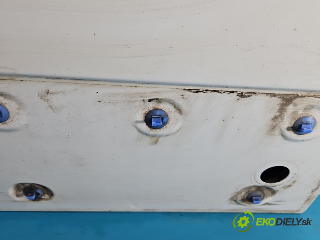Renault Trafic II 2001-2014 1.9 dci 101 hp manual 74 kW 1870 cm3 5- dveře (posuvné: pravé