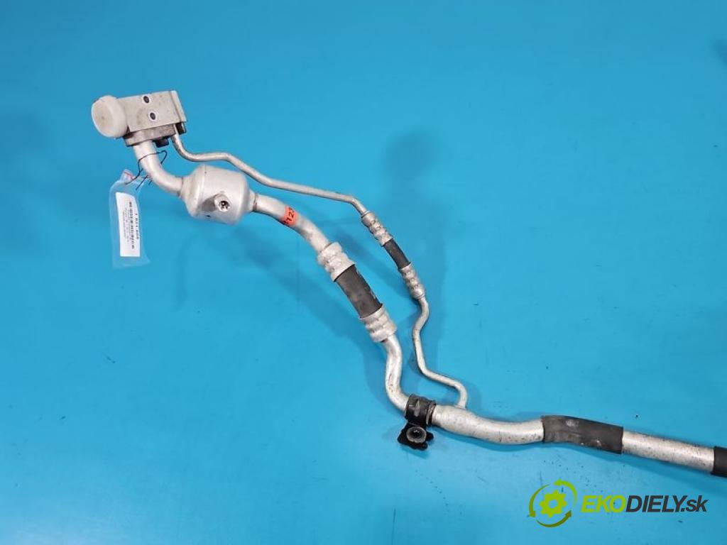 Hyundai I30 II 2012-2016 1.4 16V G4FA 99 hp manual 73 kW 1396 cm3 5- trubka klíma 97775-A7050