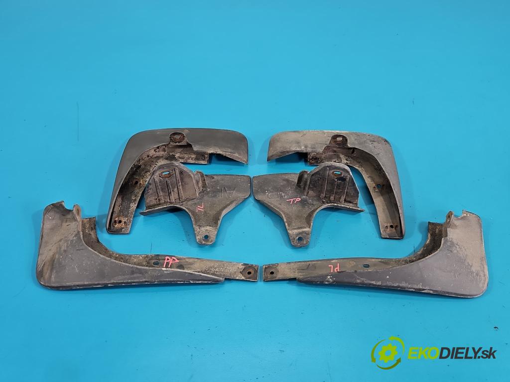 Toyota Auris II 2012-2018 1.6 16V 132 hp manual 97 kW 1598 cm3 5- blatník 65631-02200