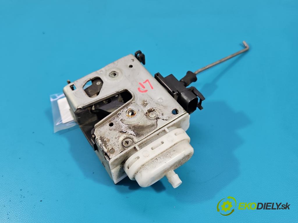 Audi A3 8L 1996-2003 1.6 8V 102 HP manual 75 kW 1595 cm3 5- zámok predné ľavý 8L1837015B