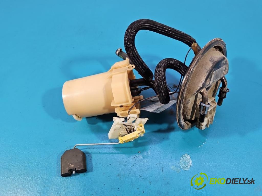 Opel Zafira A 1999-2005 1.8 16V 125 hp manual 92 kW 1796 cm3 5- čerpadlo paliva 13118414