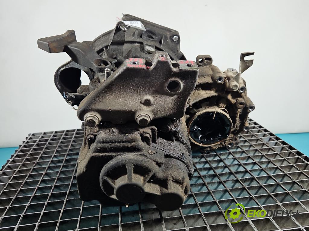 Vw Touran I 2003-2015 1.9 tdi 101 hp manual 74 kW 1896 cm3 5- převodovka stupňová manual FYG