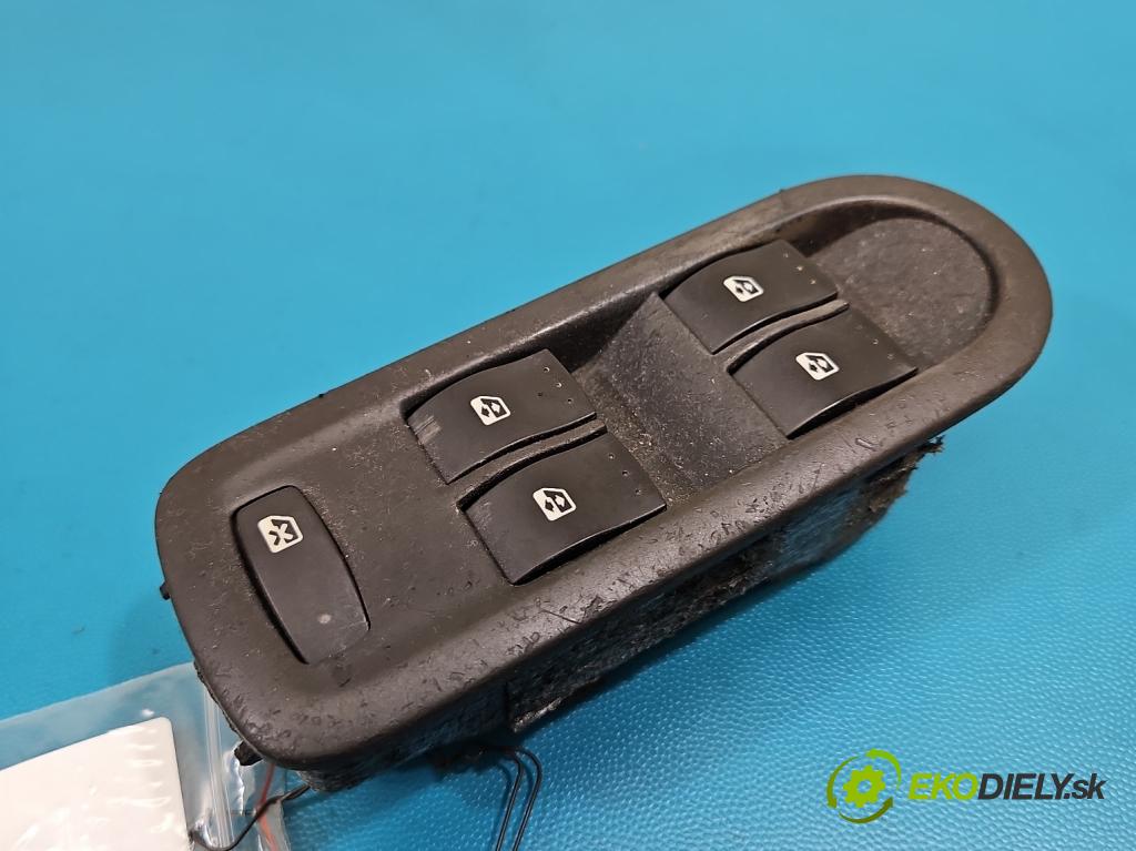 Renault Scenic II 2003-2009 2.0 16V 135 hp manual 99 kW 1998 cm3 5- Přepínač oken zpětných zrcátek 156018070