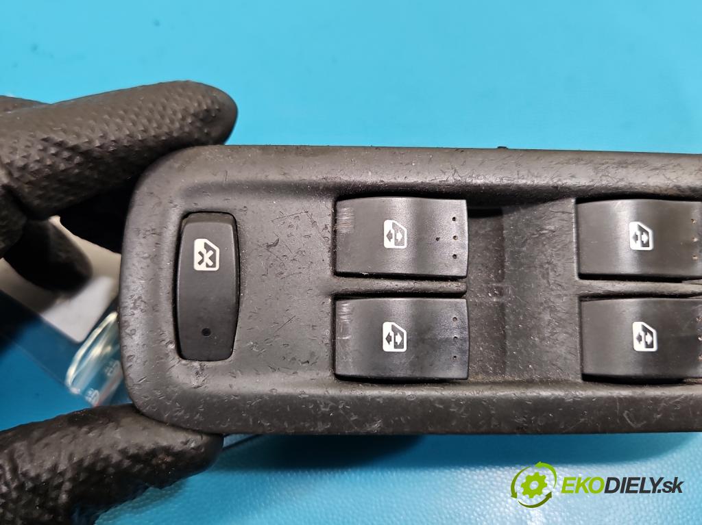 Renault Scenic II 2003-2009 2.0 16V 135 hp manual 99 kW 1998 cm3 5- Přepínač oken zpětných zrcátek 156018070