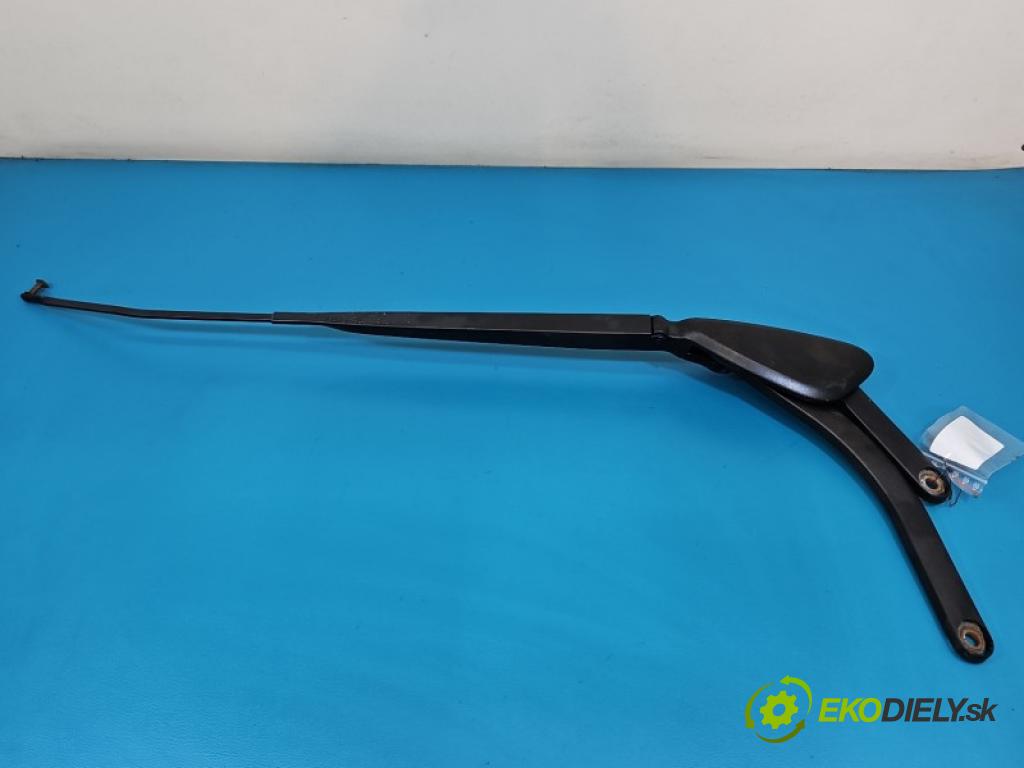 Renault Scenic II 2003-2009 2.0 16V 135 HP manual 99 kW 1998 cm3 5- rameno stieračov pravé 80010797