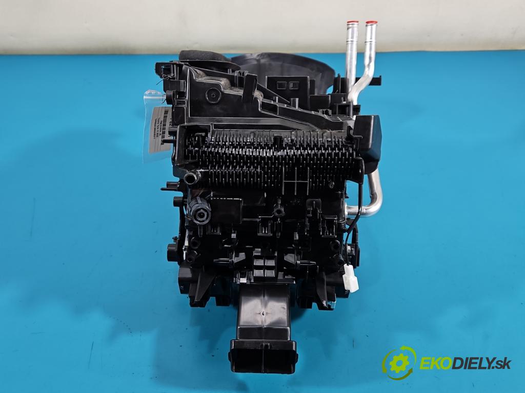 Toyota Yaris IV 2020- 1.5 12V 125 hp manual 92 kW 1490 cm3 5- radiátor 87050-K0060 (Radiátor topení)