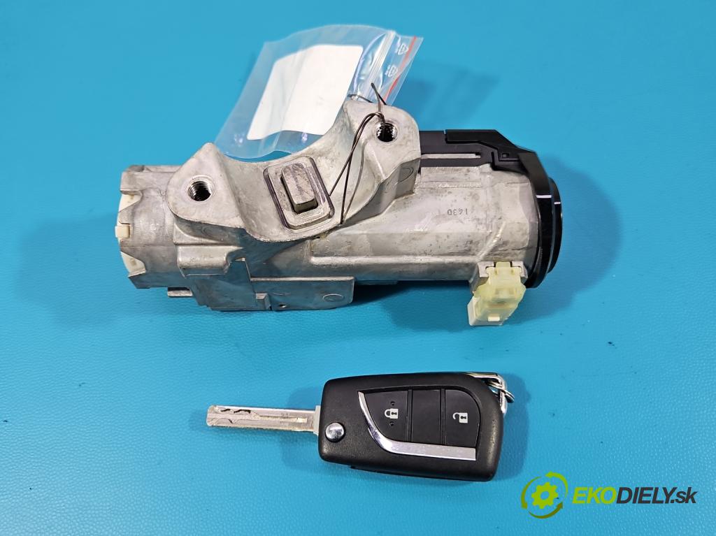 Toyota Yaris IV 2020- 1.5 12V 125 HP manual 92 kW 1490 cm3 5- Spínačka 89782-02120 (Spínacia skrinka)
