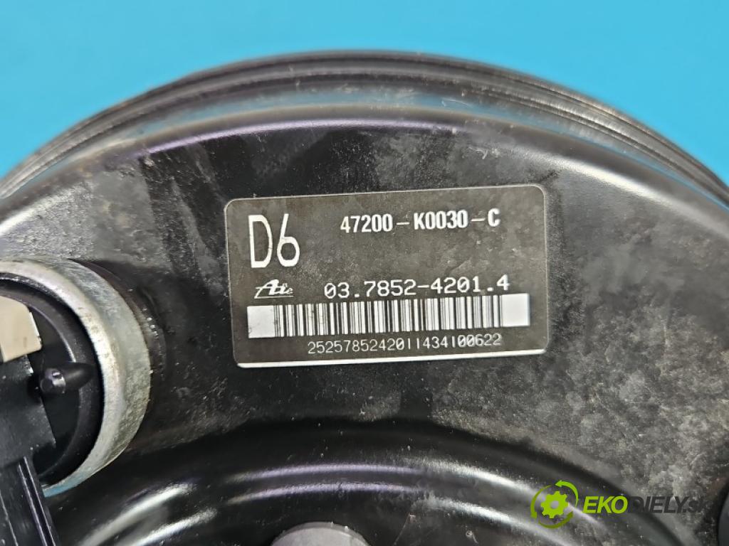 Toyota Yaris IV 2020- 1.5 12V 125 HP manual 92 kW 1490 cm3 5- servo brzdové 47200-K0030-C