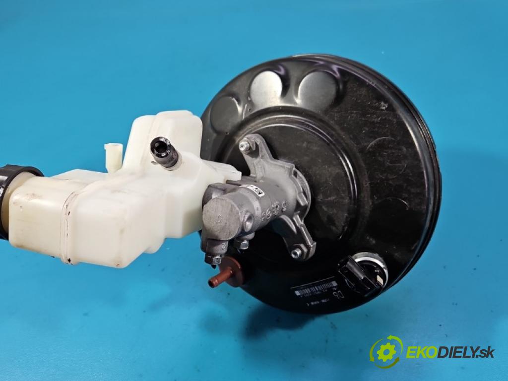 Toyota Yaris IV 2020- 1.5 12V 125 HP manual 92 kW 1490 cm3 5- servo brzdové 47200-K0030-C