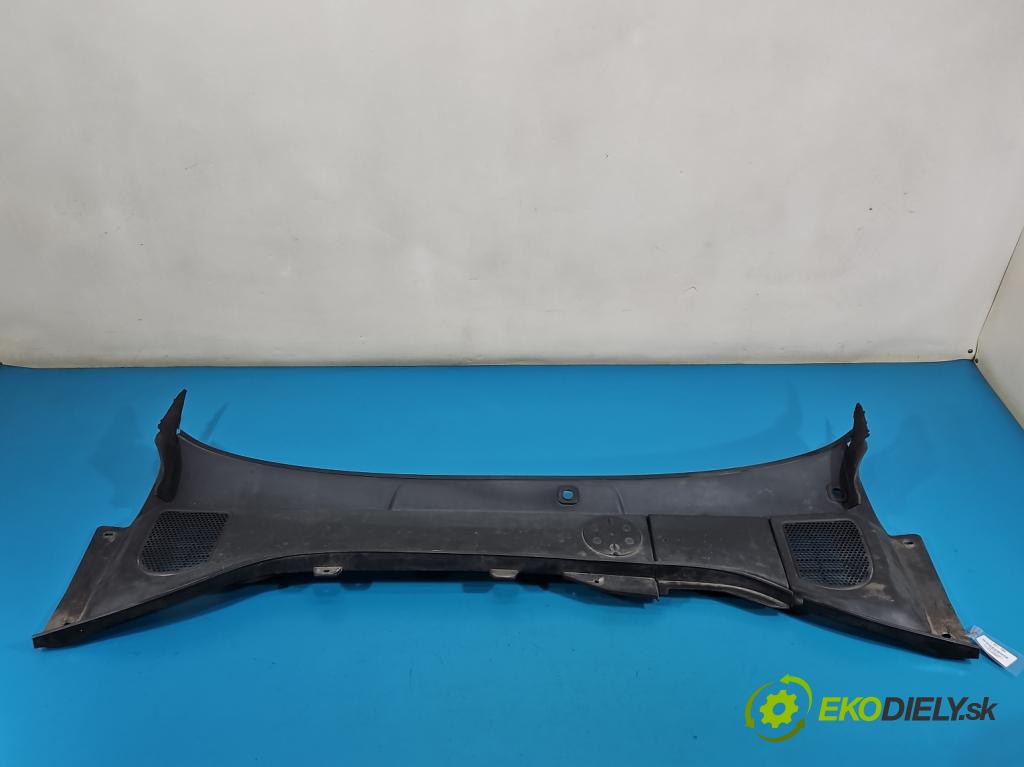 Volvo XC60 I 2008-2017 2.0d 163 HP manual 120 kW 1984 cm3 5- torpédo 31271658 (Torpédo (plast pod čelným sklom))