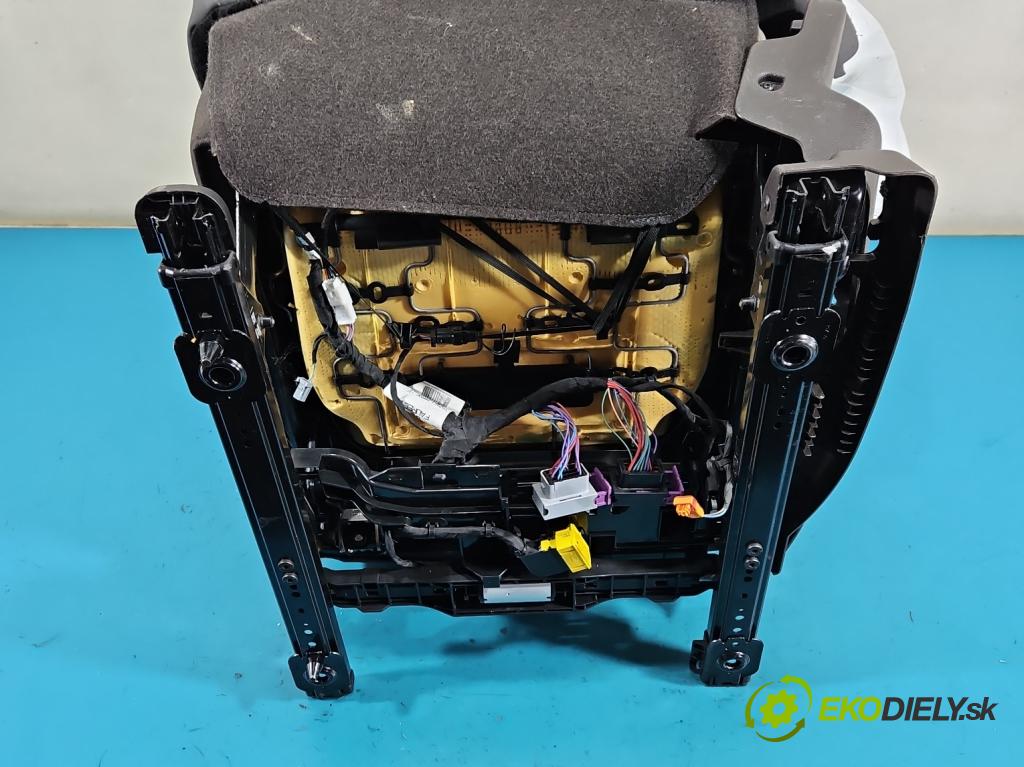 Renault Espace V 2014-2023 1.6 dci 160 hp automatic 118 kW 1598 cm3 5- Sedadlo pravý  (Sedadlo)