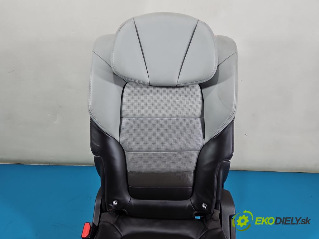 Renault Espace V 2014-2023 1.6 dci 160 hp automatic 118 kW 1598 cm3 5- Sedadlo zadní levý II