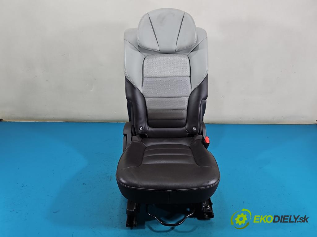 Renault Espace V 2014-2023 1.6 dci 160 hp automatic 118 kW 1598 cm3 5- Sedadlo zadní pravý II 