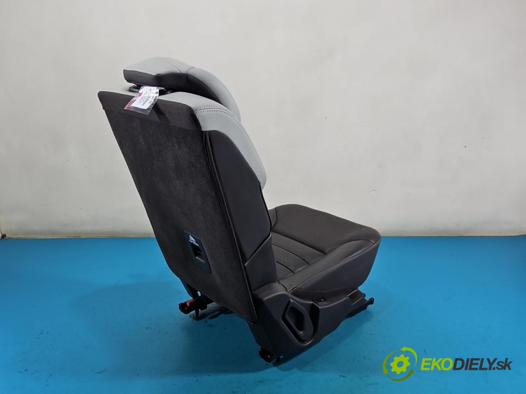 Renault Espace V 2014-2023 1.6 dci 160 hp automatic 118 kW 1598 cm3 5- Sedadlo zadní pravý II