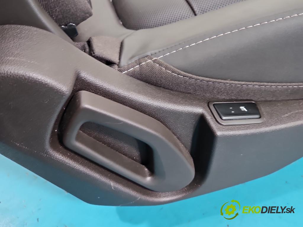 Renault Espace V 2014-2023 1.6 dci 160 hp automatic 118 kW 1598 cm3 5- Sedadlo zadní pravý II