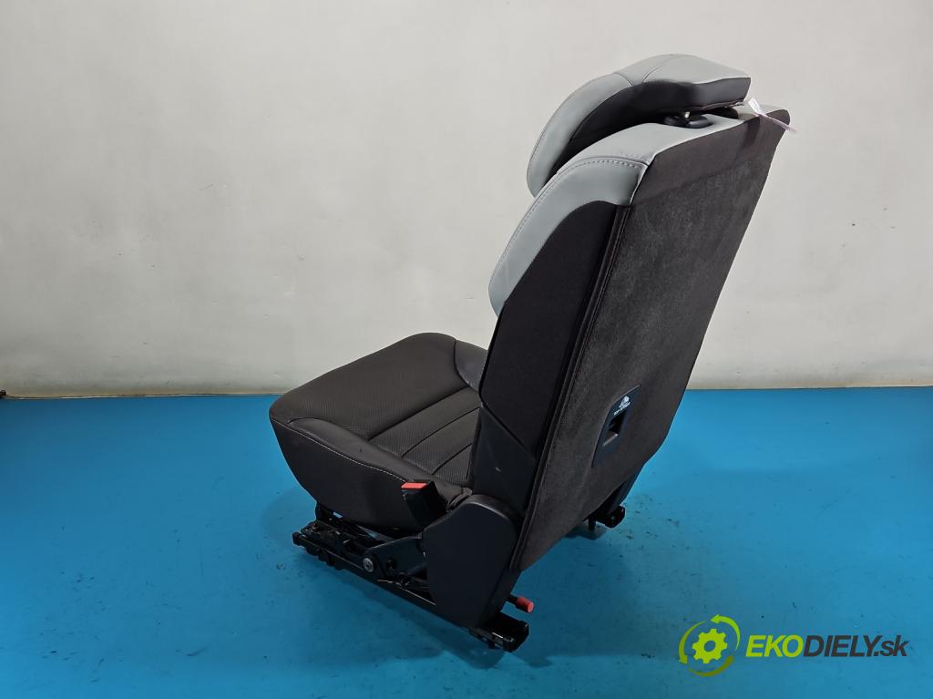 Renault Espace V 2014-2023 1.6 dci 160 hp automatic 118 kW 1598 cm3 5- Sedadlo zadní pravý II