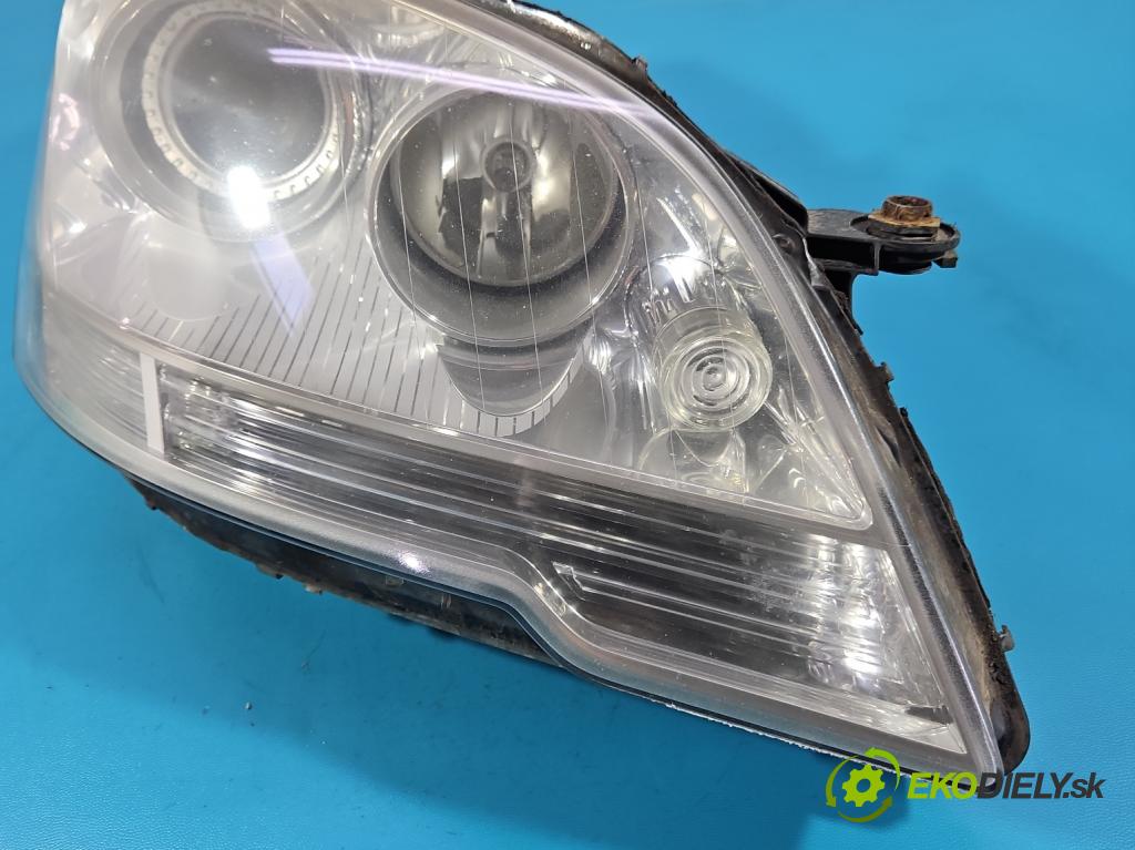 Mercedes ML W164 2005-2011 4.0 CDI 306KM automatic 225 kW 3996 cm3 5- Reflektor: pravý  (Svetlo predné pravé)