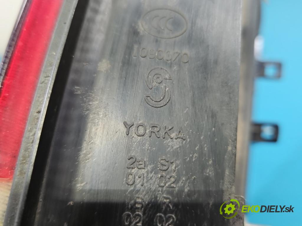 Opel Vectra C 2002-2008 1.8 16V 122 hp manual 90 kW 1799 cm3 5- světlo zadní levé blatník: