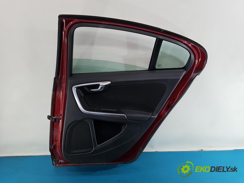 Volvo S60 II 2010-2018 1.6 D2 114 hp manual 84 kW 1560 cm3 4- dveře zadní pravé  (Klika dveří ostatní)