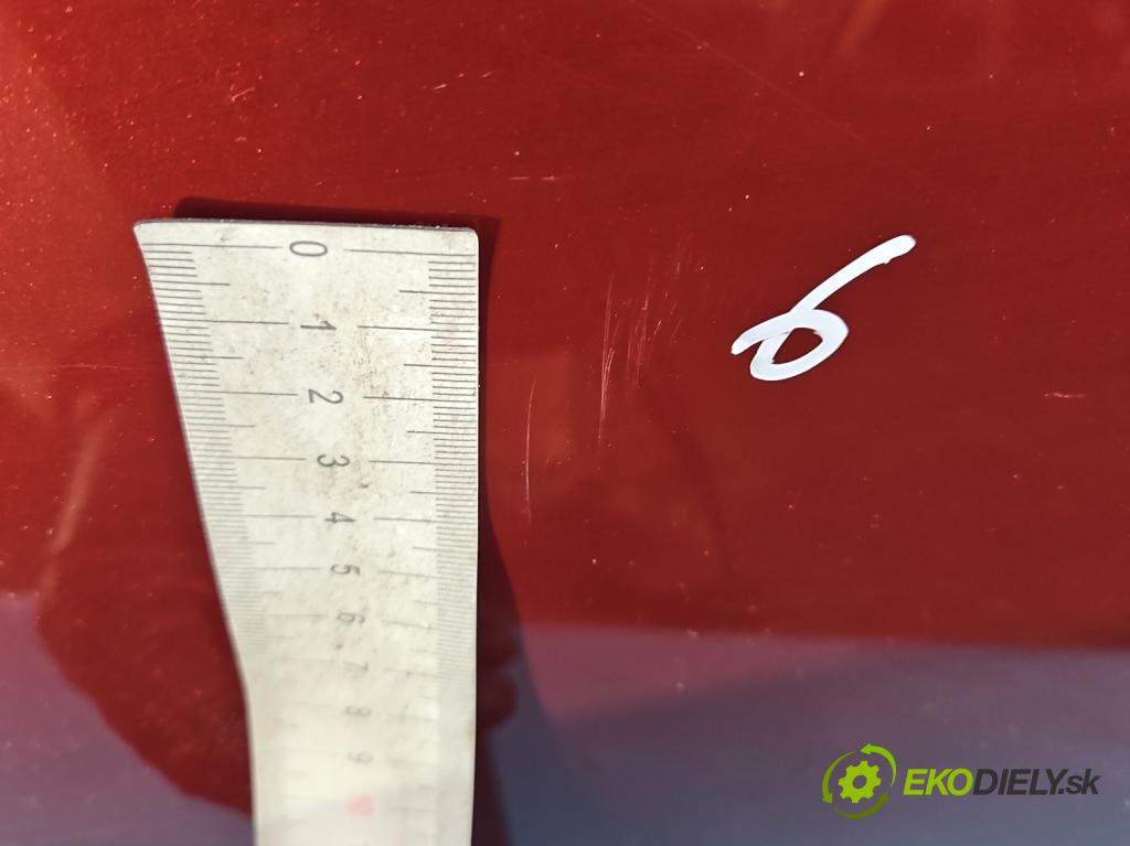 Volvo S60 II 2010-2018 1.6 D2 114 hp manual 84 kW 1560 cm3 4- dveře přední levé  (Klika dveří ostatní)