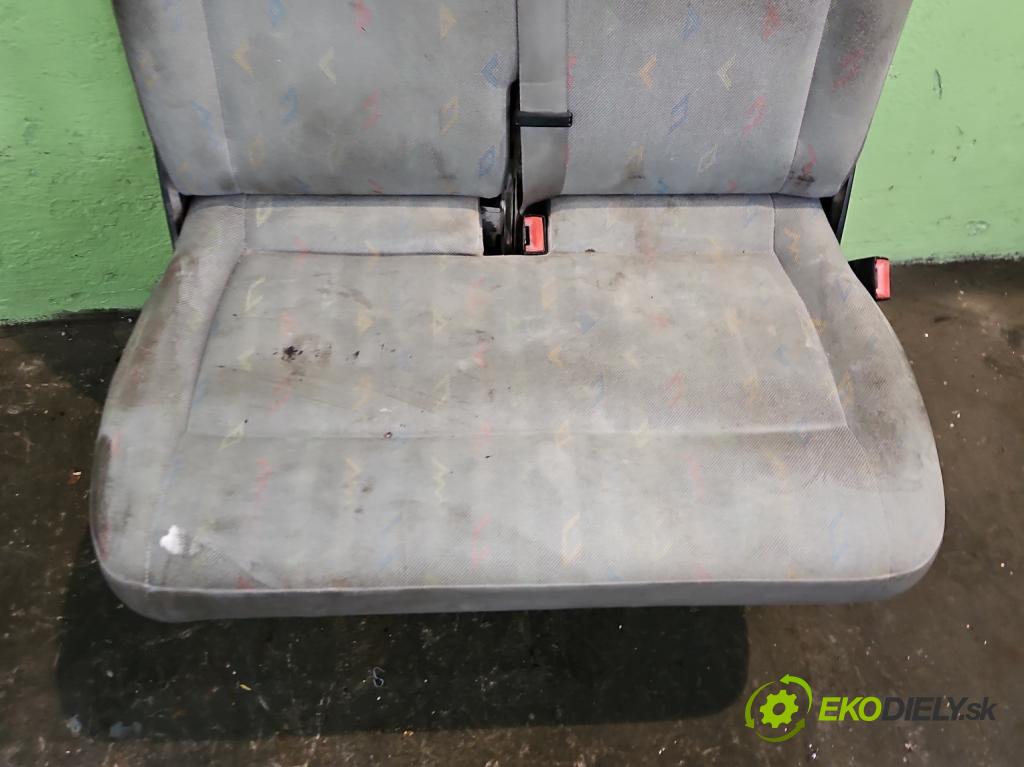 Vw Transporter T5 2003-2015 1.9 tdi 86 hp manual 63 kW 1896 cm3 5- Sedadlo pravý  (Sedadlo)