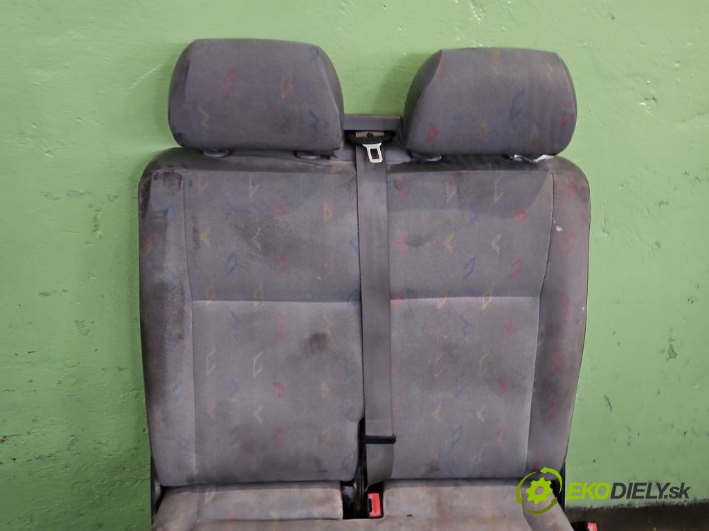 Vw Transporter T5 2003-2015 1.9 tdi 86 hp manual 63 kW 1896 cm3 5- Sedadlo pravý  (Sedadlo)