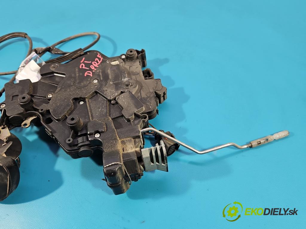Vw Transporter T5 2003-2015 1.9 tdi 86 hp manual 63 kW 1896 cm3 5- zámek zadní pravý 7E0843654AL