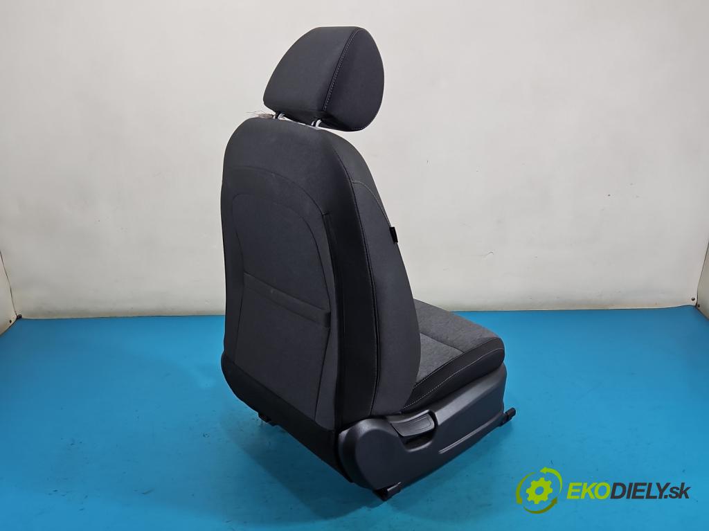 Kia Stonic 2017- 1.2 16V CVVT 84KM manual 61.8 kW 1197 cm3 5- Sedadlo pravý  (Sedadlo)