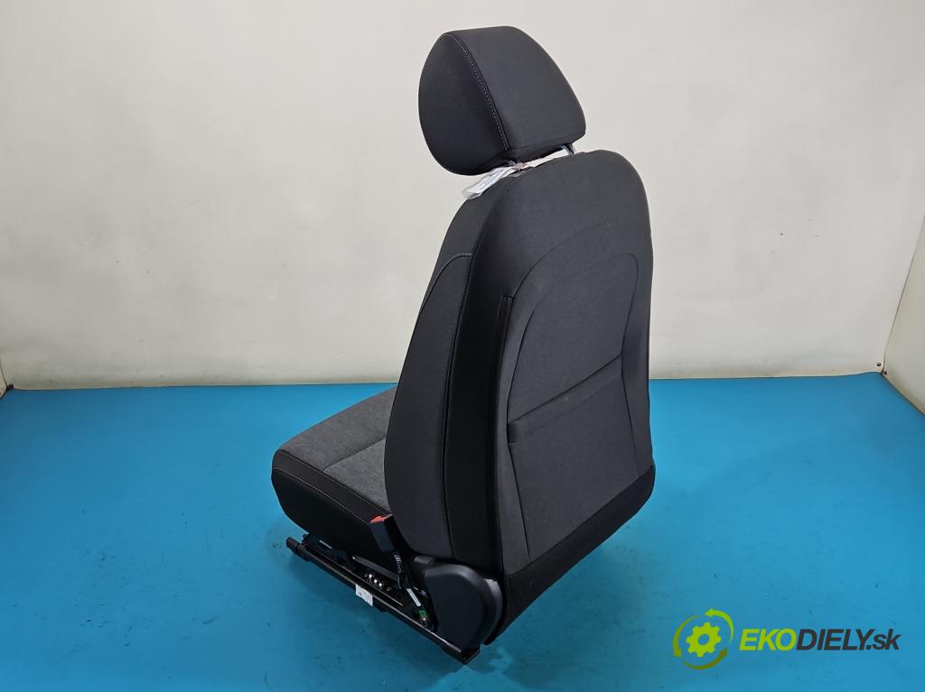 Kia Stonic 2017- 1.2 16V CVVT 84KM manual 61.8 kW 1197 cm3 5- Sedadlo pravý  (Sedadlo)