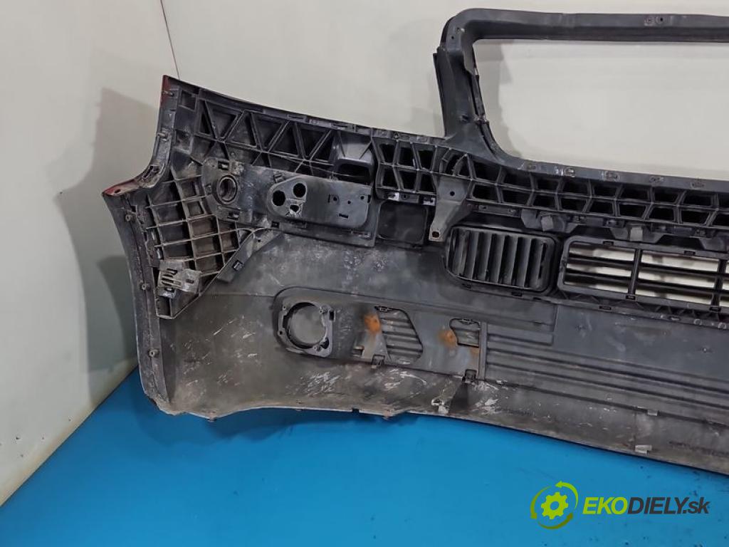 Vw Transporter T5 2003-2015 1.9 tdi 86 hp manual 63 kW 1896 cm3 5- nárazník přední  (Klika dveří ostatní)