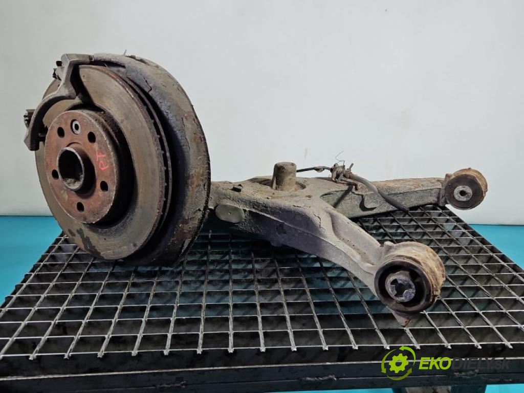 Vw Transporter T5 2003-2015 1.9 tdi 86 hp manual 63 kW 1896 cm3 5- Rozbočovač: kolesa zadní pravé