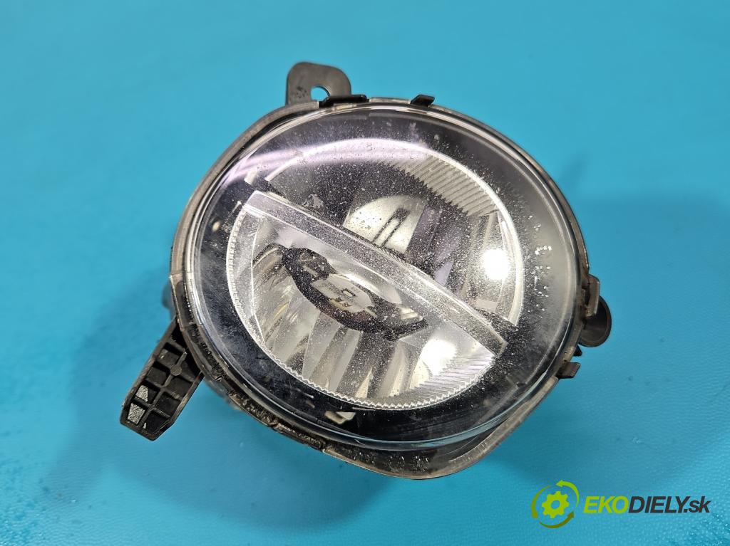 Bmw 4 F32/F33/F36 2013-2020 2.0 T 245KM automatic 180 kW 1997 cm3 4- Halogen pravý 7315560 (Kľučka dverí ostatné)