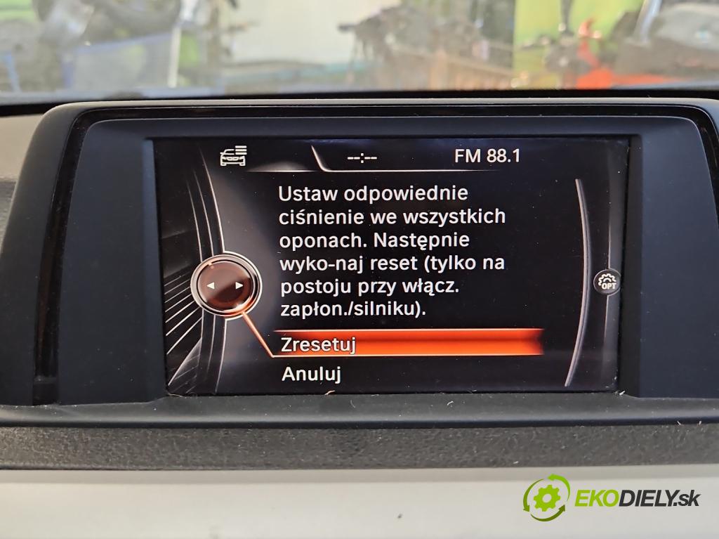 Bmw 4 F32/F33/F36 2013-2020 2.0 T 245KM automatic 180 kW 1997 cm3 4- displej 185206-10 (Přístrojová deska)