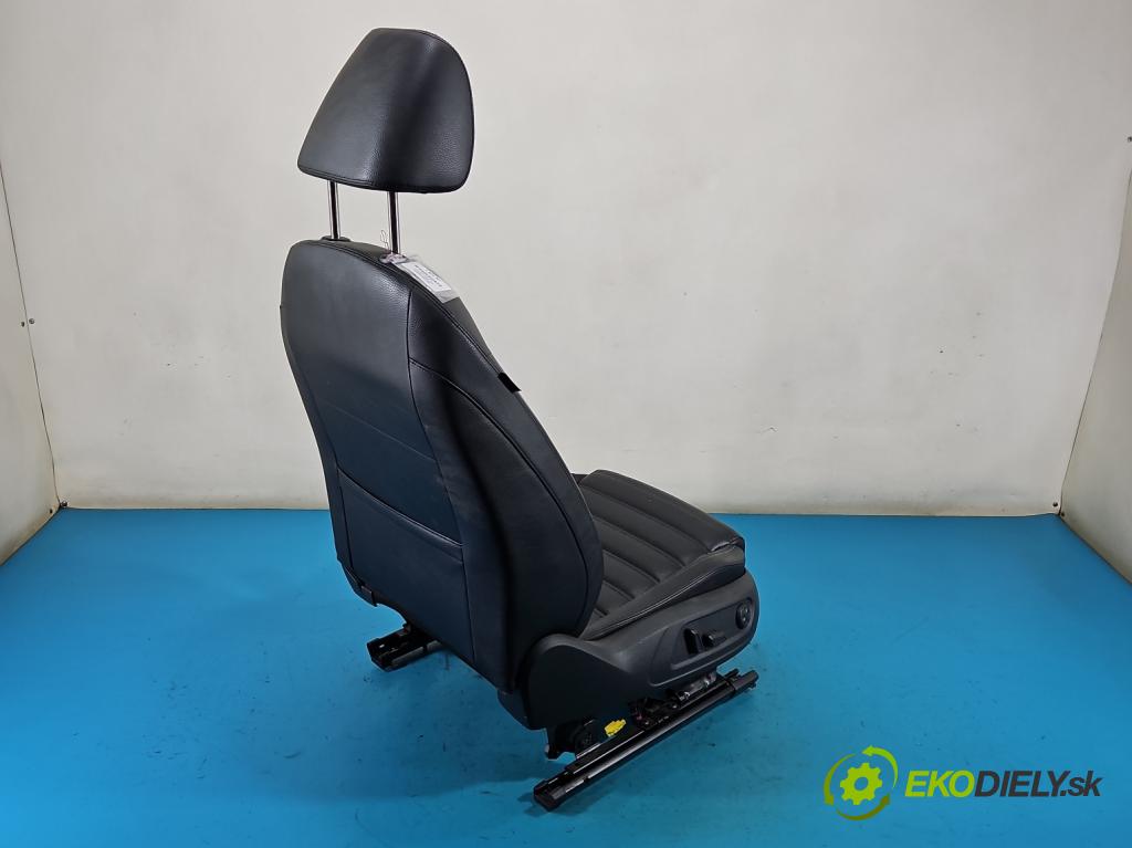 Vw Passat CC 2008-2016 2.0 TSI 200 HP automatic 147 kW 1984 cm3 4- Sedačka pravý  (Sedadlo)