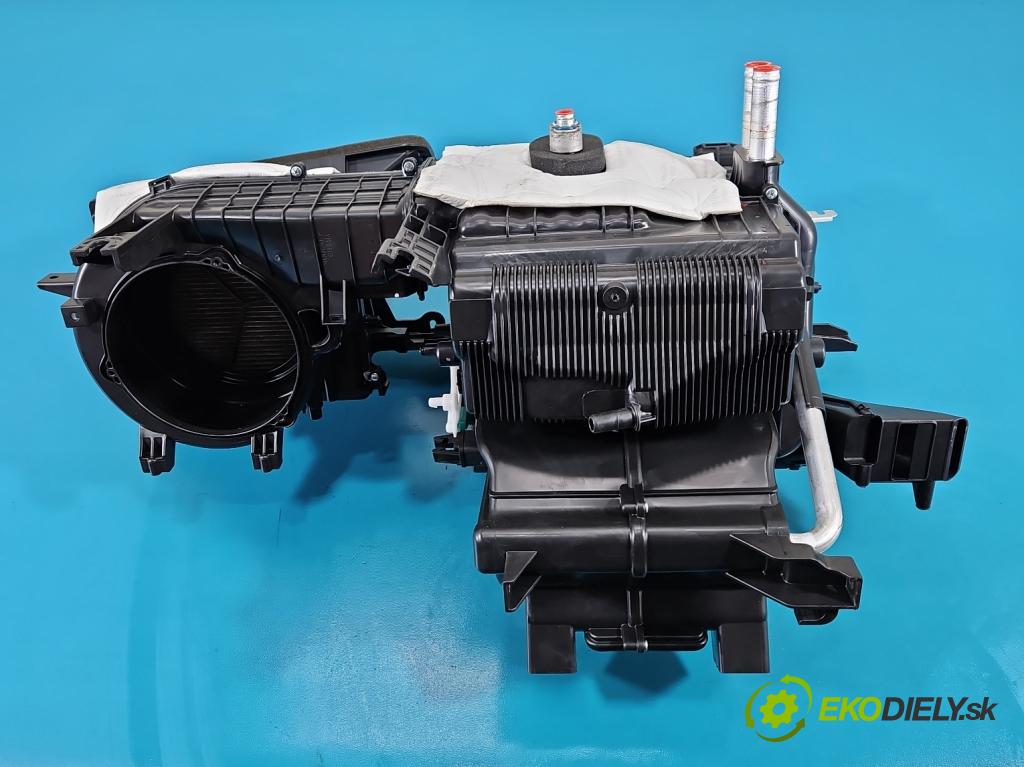 Kia Stonic 2017- 1.2 16V CVVT 84KM manual 61.8 kW 1197 cm3 5- radiátor 2204290815 (Radiátor topení)