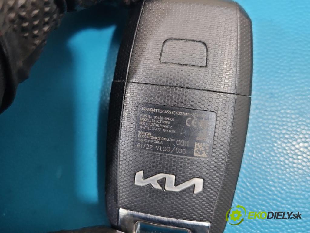 Kia Stonic 2017- 1.2 16V 84KM manual 61.8 kW 1197 cm3 5- riadiaca jednotka motora 39106-08244