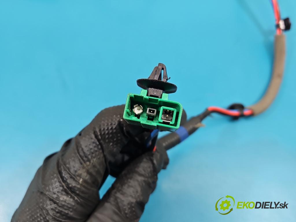 Kia Stonic 2017- 1.2 16V 84KM manual 61.8 kW 1197 cm3 5- Balíček: 96220-H8300