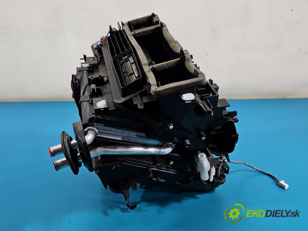 Toyota Auris II 2012-2018 1.6 16V 132 hp manual 97 kW 1598 cm3 5- radiátor 87050-05720 (Radiátor topení)