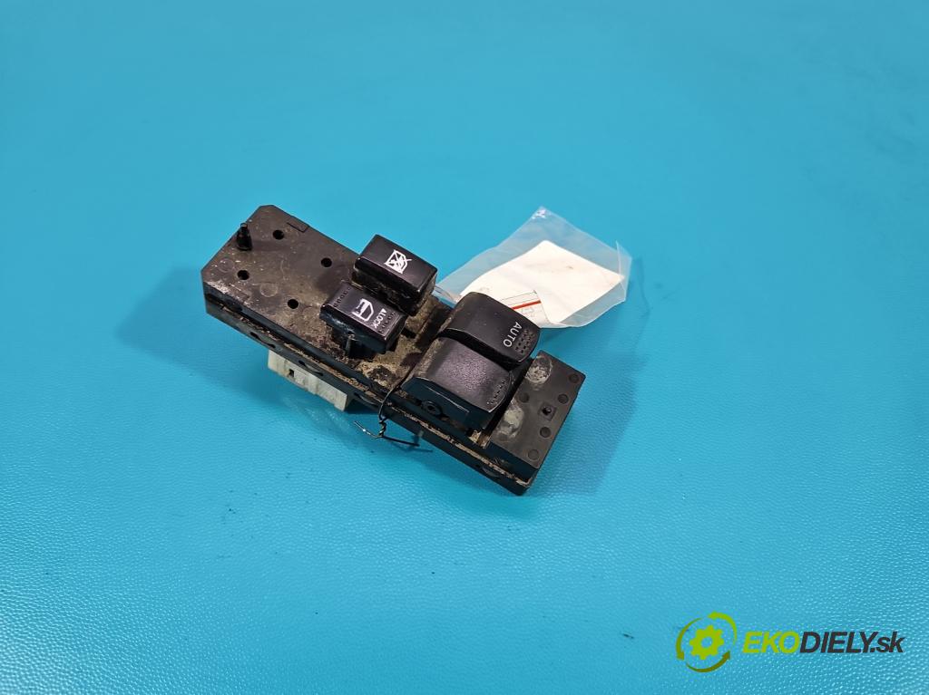 Suzuki Swift Mk6 2005-2010 1.6 16V 125 hp manual 92 kW 1586 cm3 3- Přepínač oken zpětných zrcátek 62J10