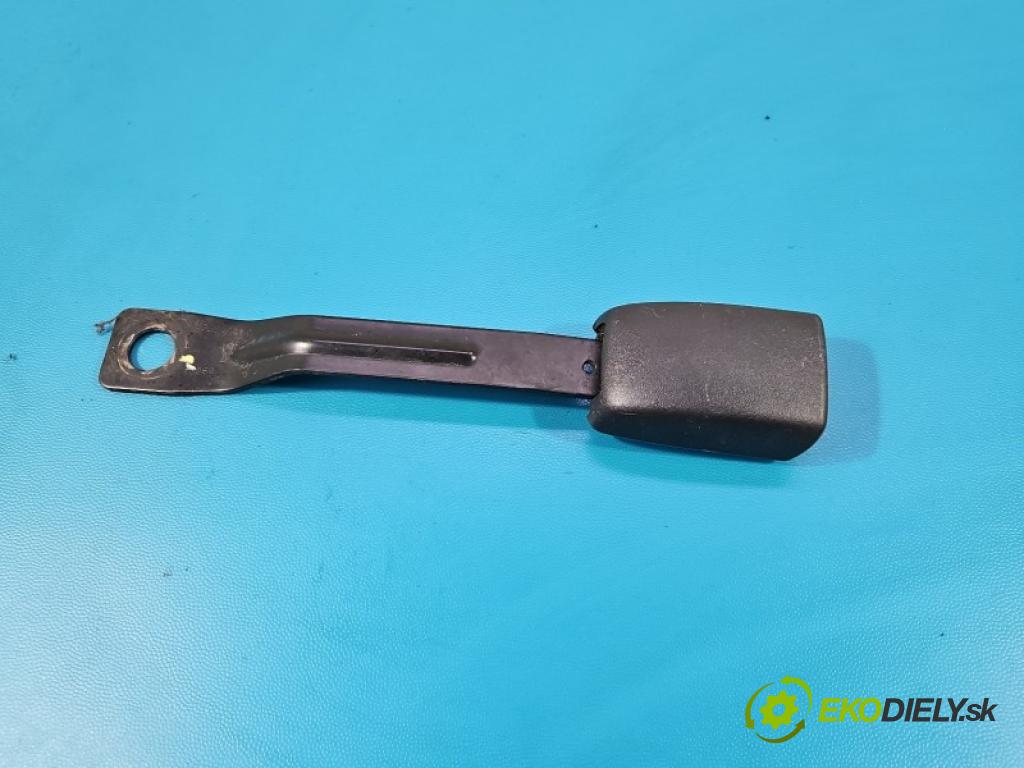 Suzuki Swift Mk6 2005-2010 1.6 16V 125 HP manual 92 kW 1586 cm3 3- pas bezpečnosť: predné pravý 84920-62K0