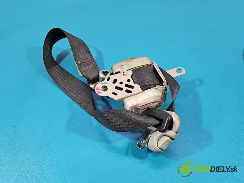 Suzuki Swift Mk6 2005-2010 1.6 16V 125 HP manual 92 kW 1586 cm3 3- pas bezpečnosť: predné pravý 84920-62K0