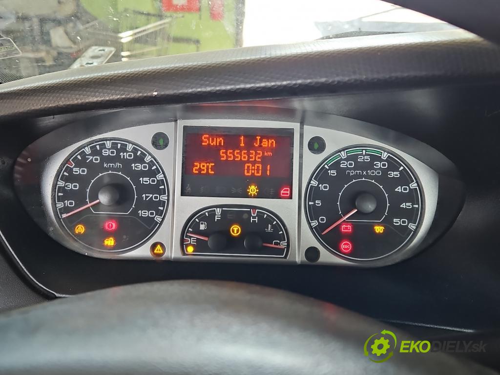 Iveco Daily IV 2006-2014 3.0 HPI 170 HP manual 125 kW 2998 cm3 5- prístrojovka/ budíky 5801318879 (Prístrojová doska)