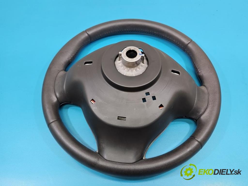 Renault Captur I 2013-2019 1.5 dci 90 HP manual 66 kW 1461 cm3 5- volant  (Volant)
