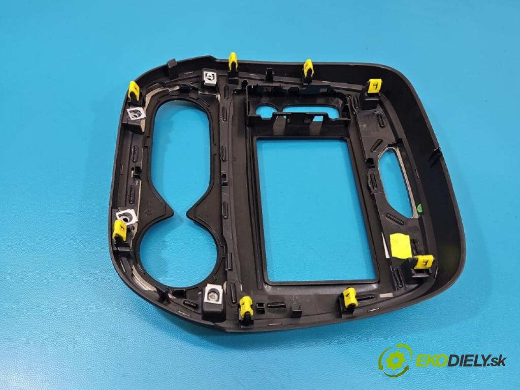 Renault Captur I 2013-2019 1.5 dci 90 HP manual 66 kW 1461 cm3 5- Rám: rádio: 682705384R